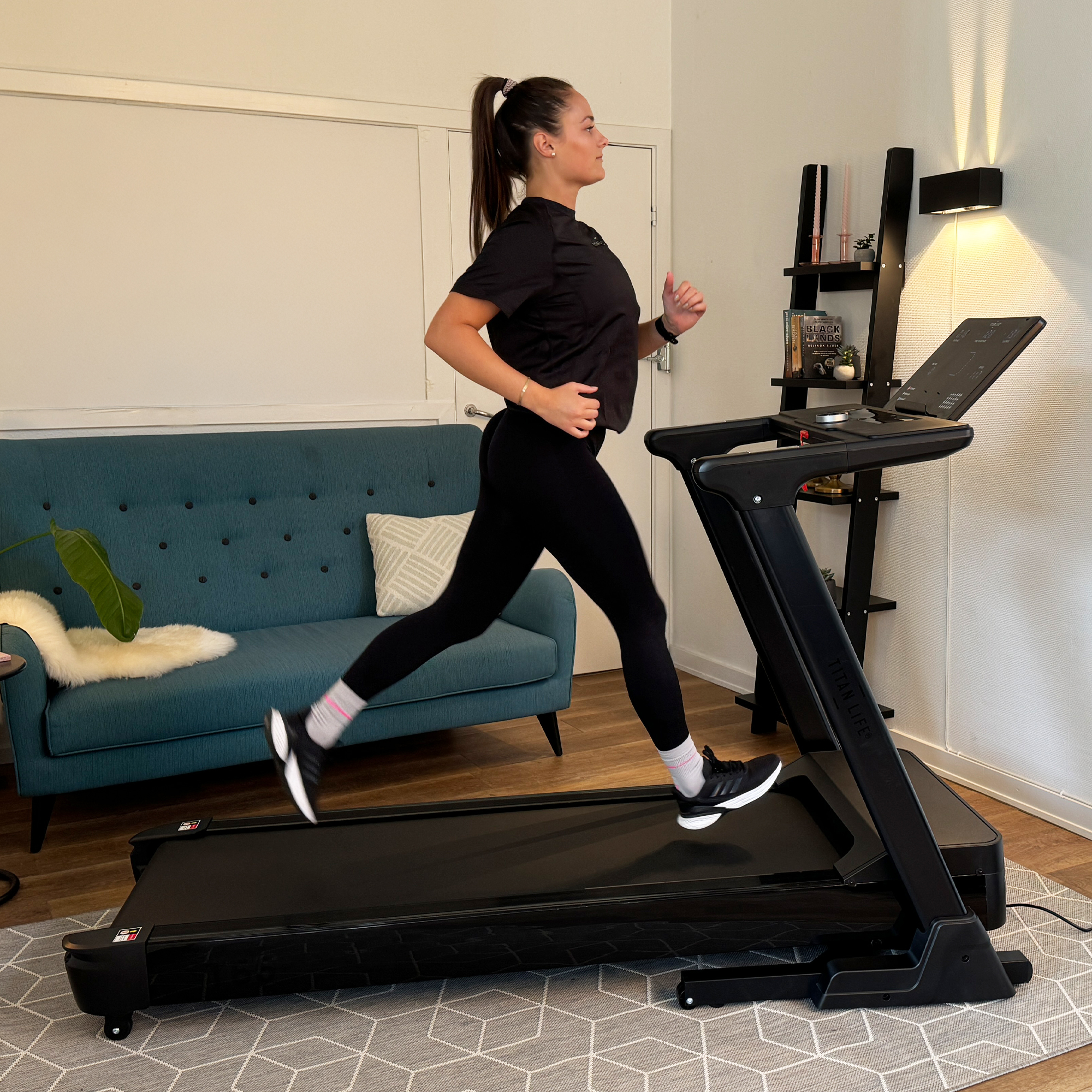 Demo - TITAN LIFE T66 Treadmill