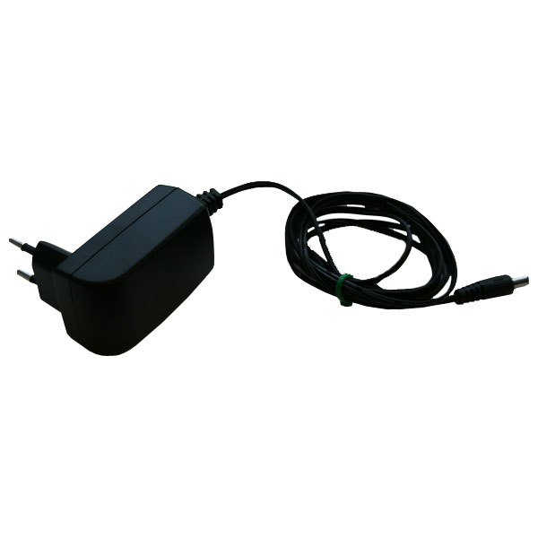 TITAN LIFE Adaptor 9 Volts / 700 MiliAmpere