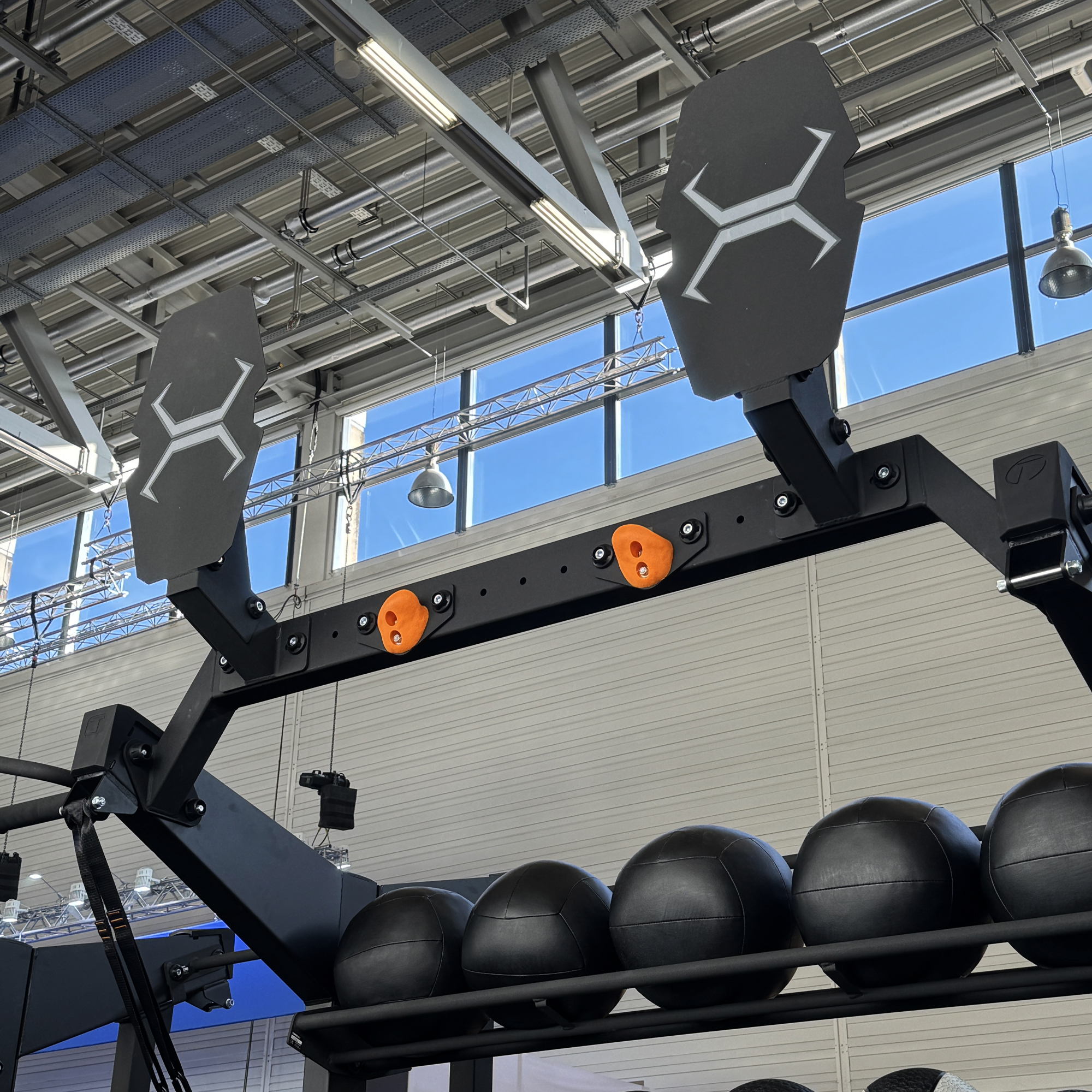 Torque X-Create Bridge Wall Ball Target