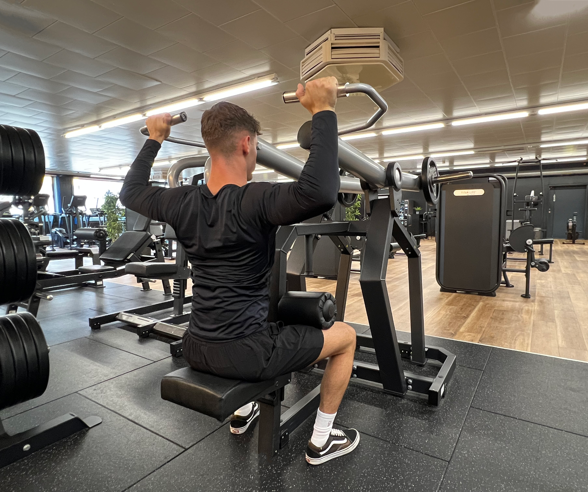 Demo - TITAN LIFE PRO Pull Down PL 