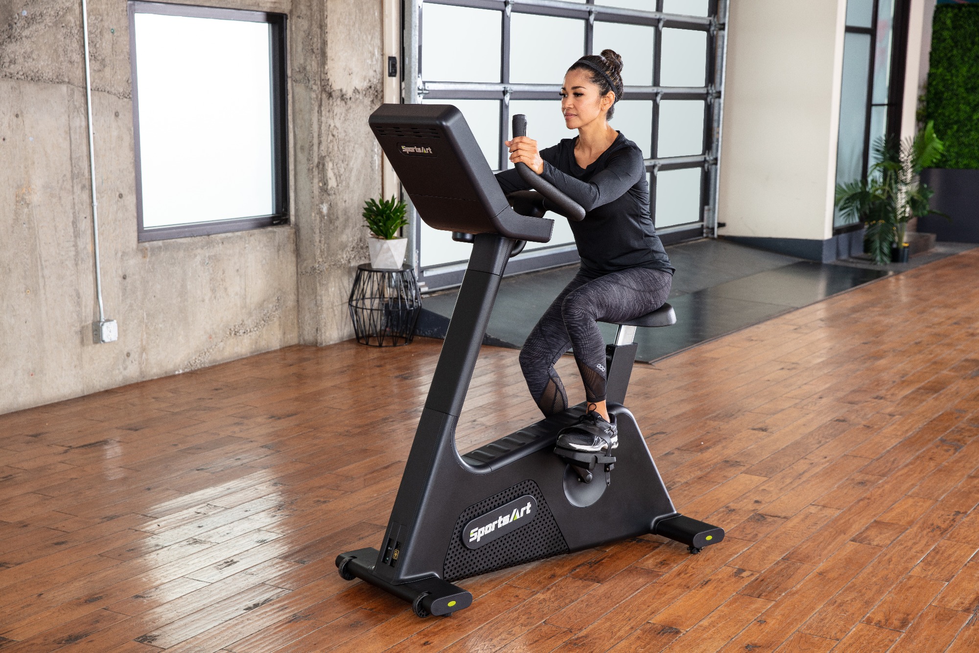 SportsArt Prime C573U Upright Bike 