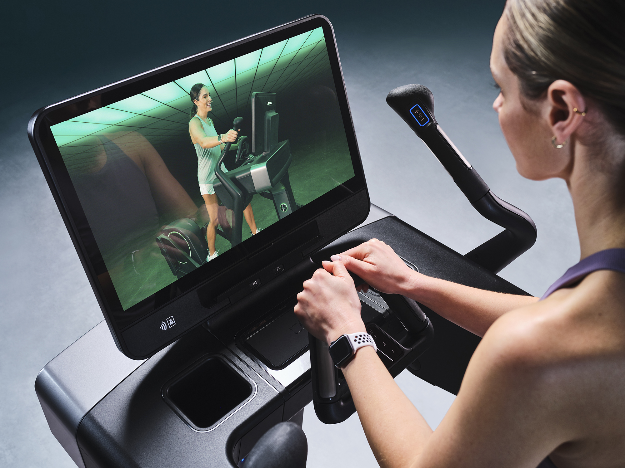 Life Fitness Symbio Console